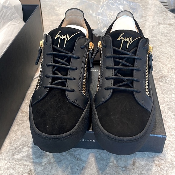 GIUSEPPE ZANOTTI AW スニーカー ブラック系 Giuseppe Zanotti Kriss レザースニーカー | ブラック | FARFETCH JP